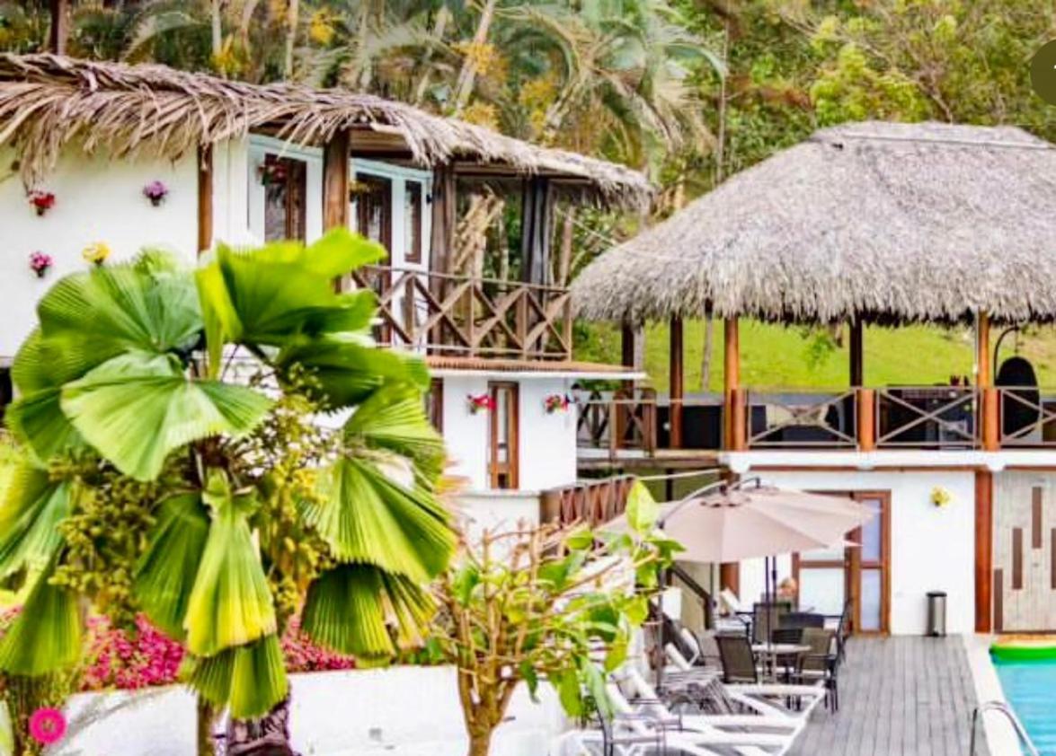 Ranchos De Chalia Panama 호텔 포르토벨로 외부 사진