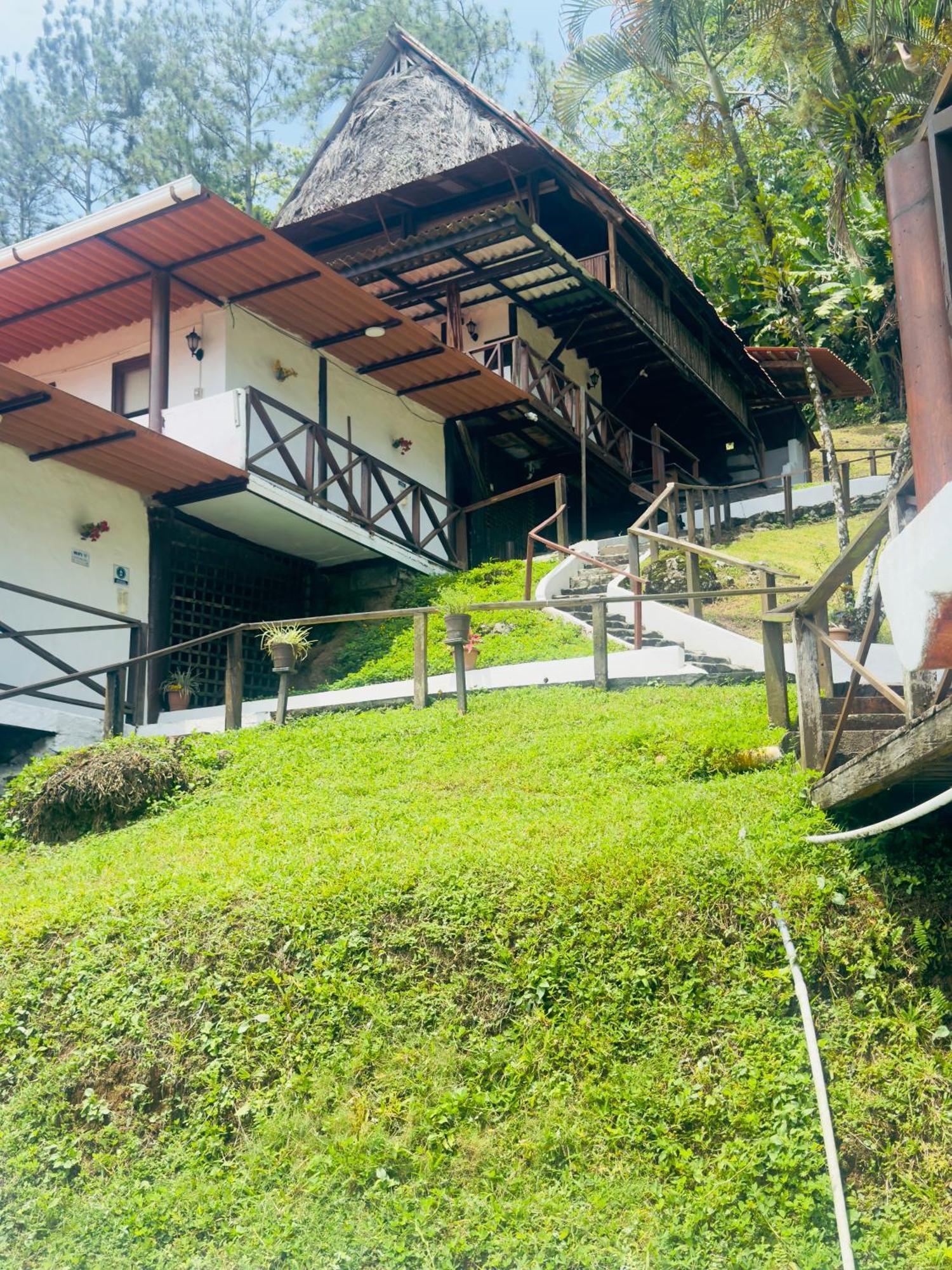 Ranchos De Chalia Panama 호텔 포르토벨로 외부 사진